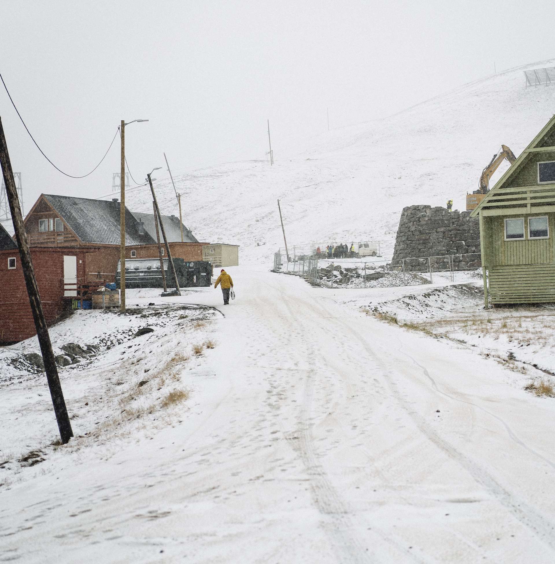 Longyearbyen i snøvær