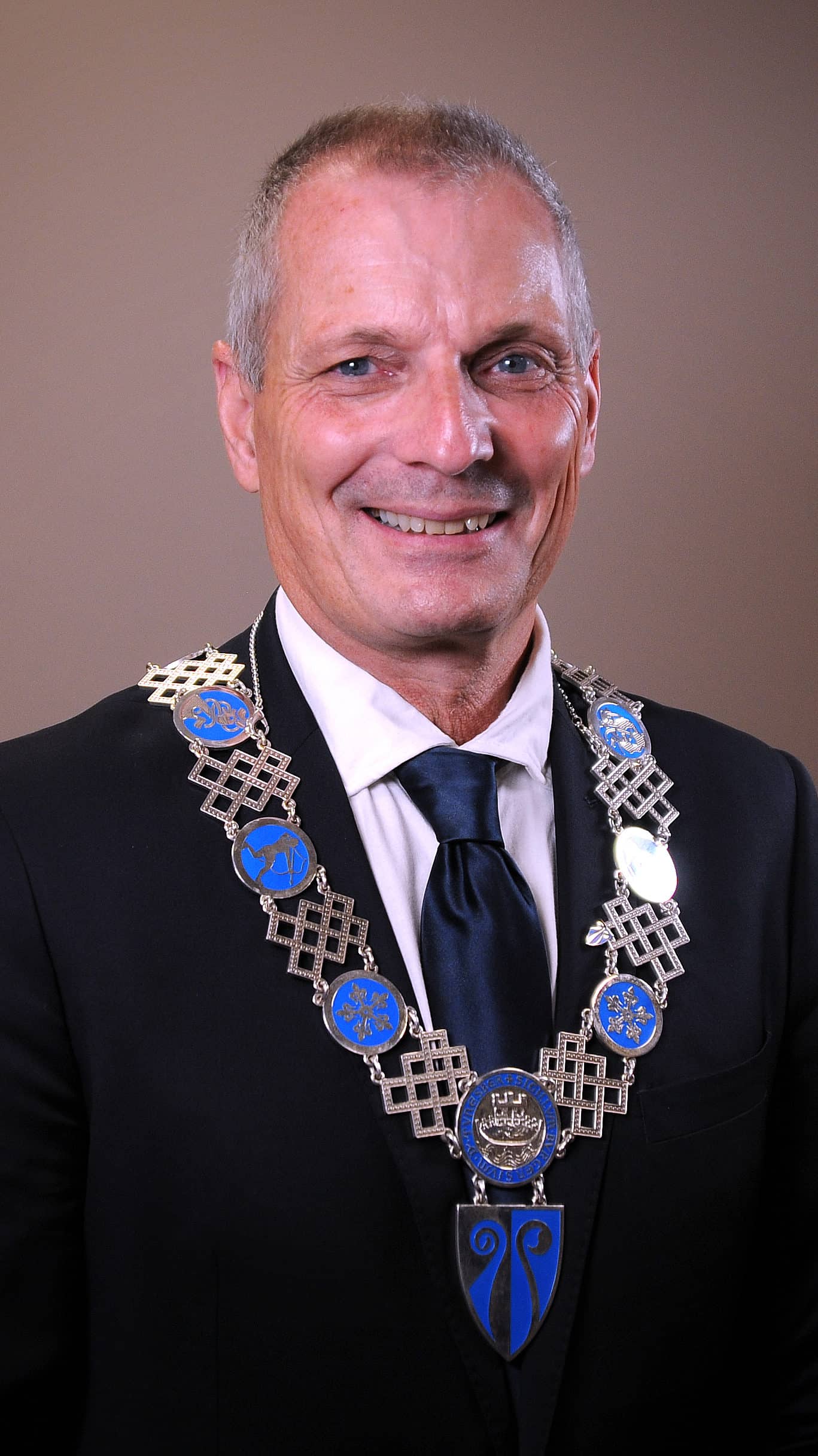 frank-pedersen-hoyre.-privat2-scaled-aspect-ratio-9-16