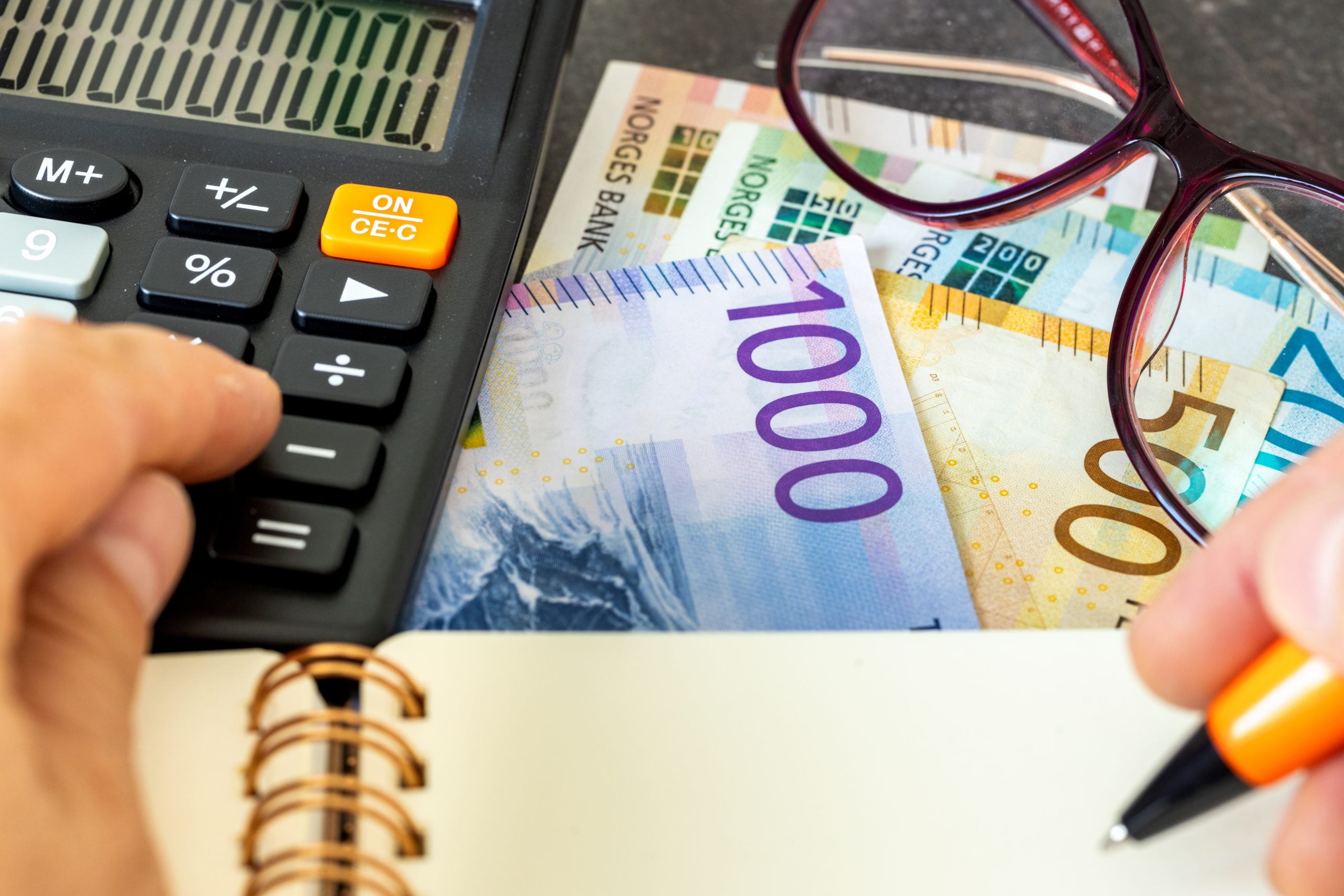 Norway,Krone,,Financial,Analysis,,Company,Accounting,,Tax,Calculation,,Financial,Business