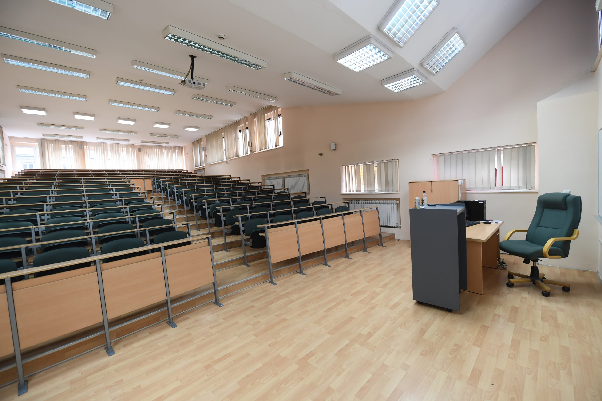 Empty,Classroom,University,Or,Collage,Back,To,School,Concept,In
