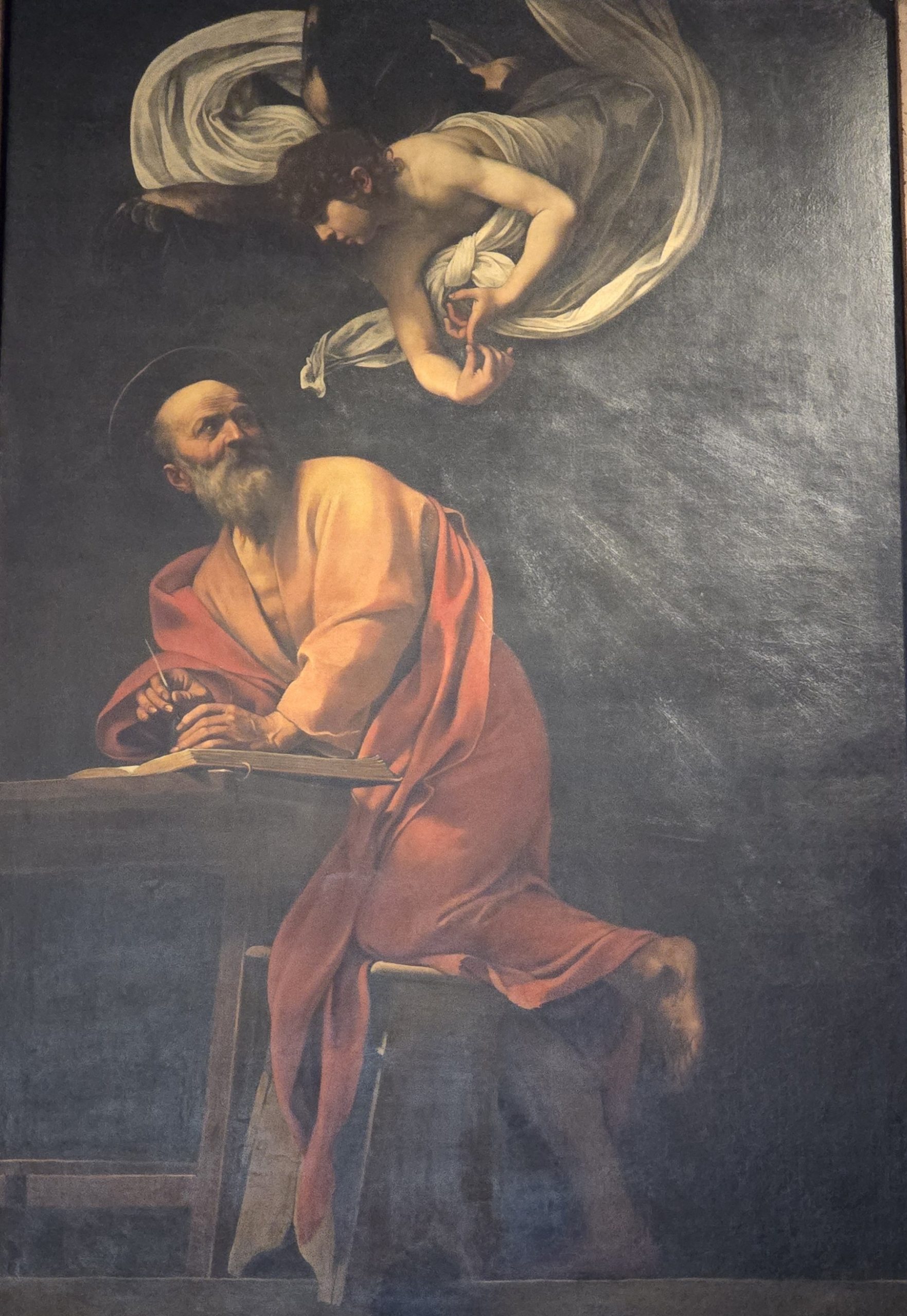 Maleren Caravaggio var politisk i sin samtid, men i dag er det trollbindende estetikk vi forbinder med maleriene hans, som San Matteo e l'angelo fra San Luigi dei Francesi-kirken i Roma . Foto Eva Kristin